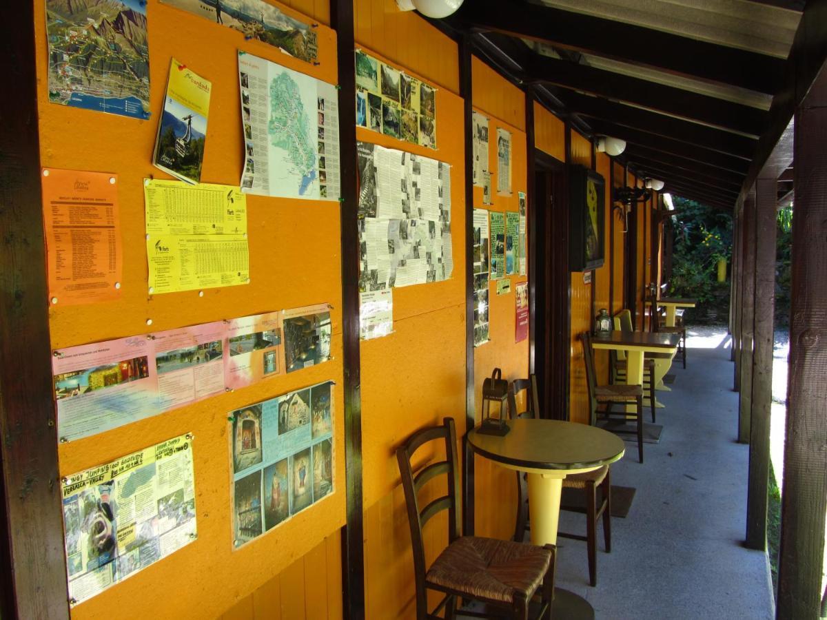 Хостел Baracca Backpacker Aurigeno Экстерьер фото
