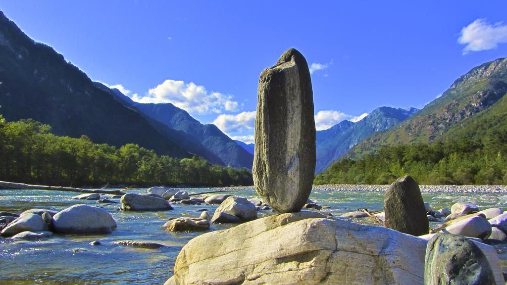 Хостел Baracca Backpacker Aurigeno Экстерьер фото
